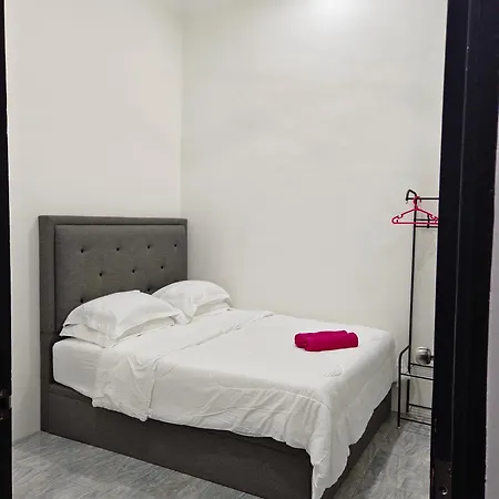 Homestay Izhan Bandar Kuala Terengganu Exterior photo