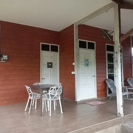 Homestay Izhan Bandar Kuala Terengganu Exterior photo