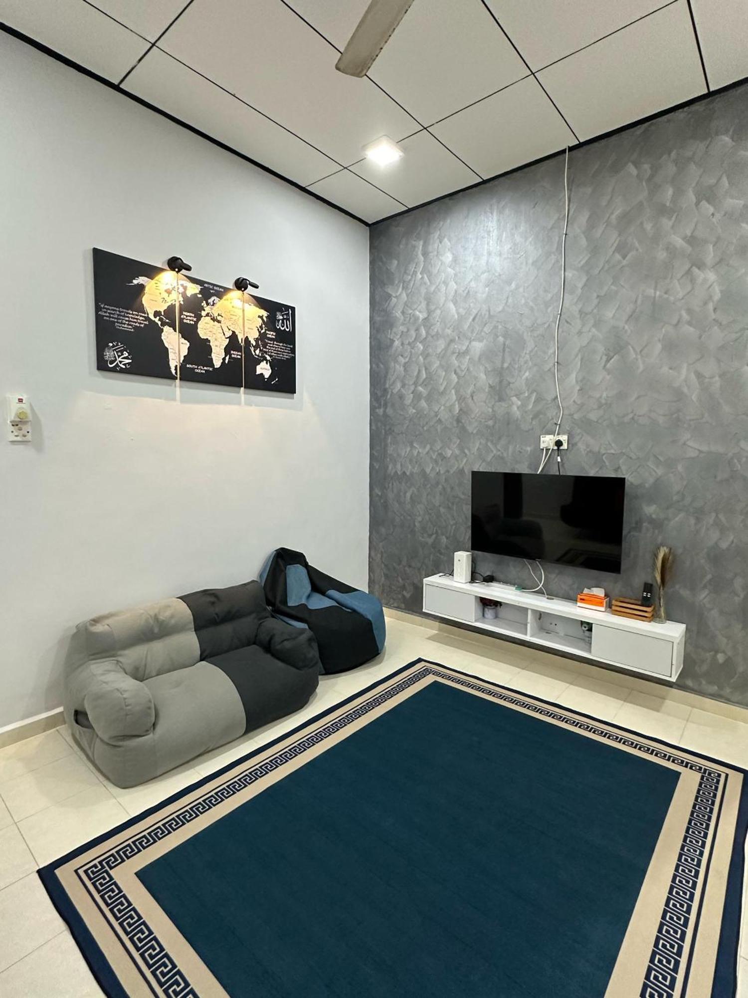 Holiday home Izhan Bandar *